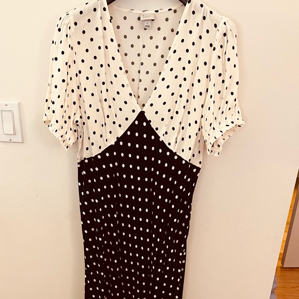 V Neck Polka Dot Midi Dress
